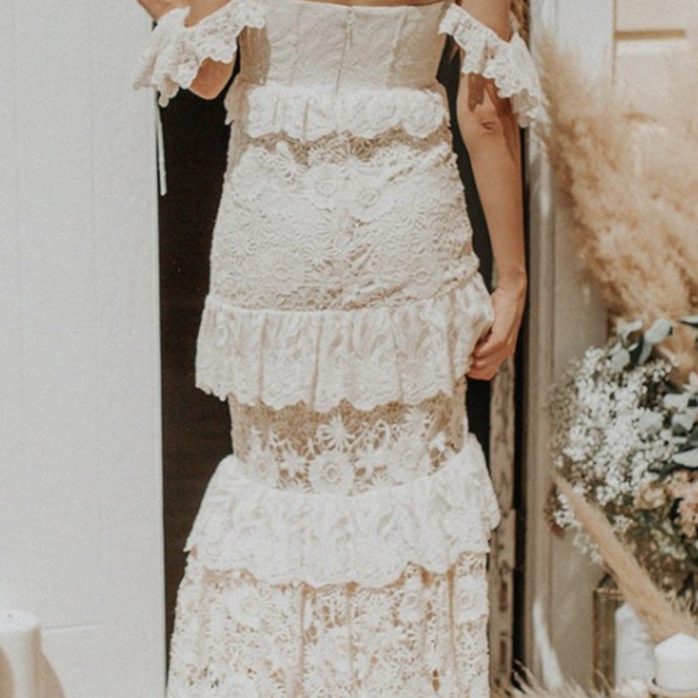 Estelle Gown - Picture 5 of 14
